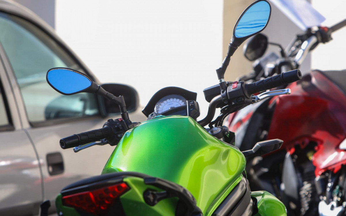 Bandidos tentavam roubar uma motocicleta, quando houve um confronto - Renan Areias/Agência O DIA