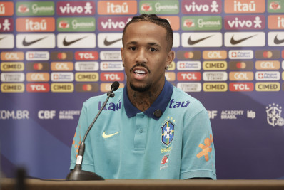 Militão celebra retorno à Seleção e avalia disputa na zaga: 'É bom ter concorrência' 
