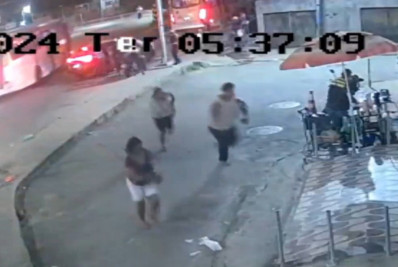 Câmera registra tentativa de assalto e confronto que terminou com duas mortes na Linha Amarela