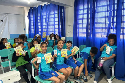 Alunos de escola na Trindade recebem palestra sobre educação no trânsito