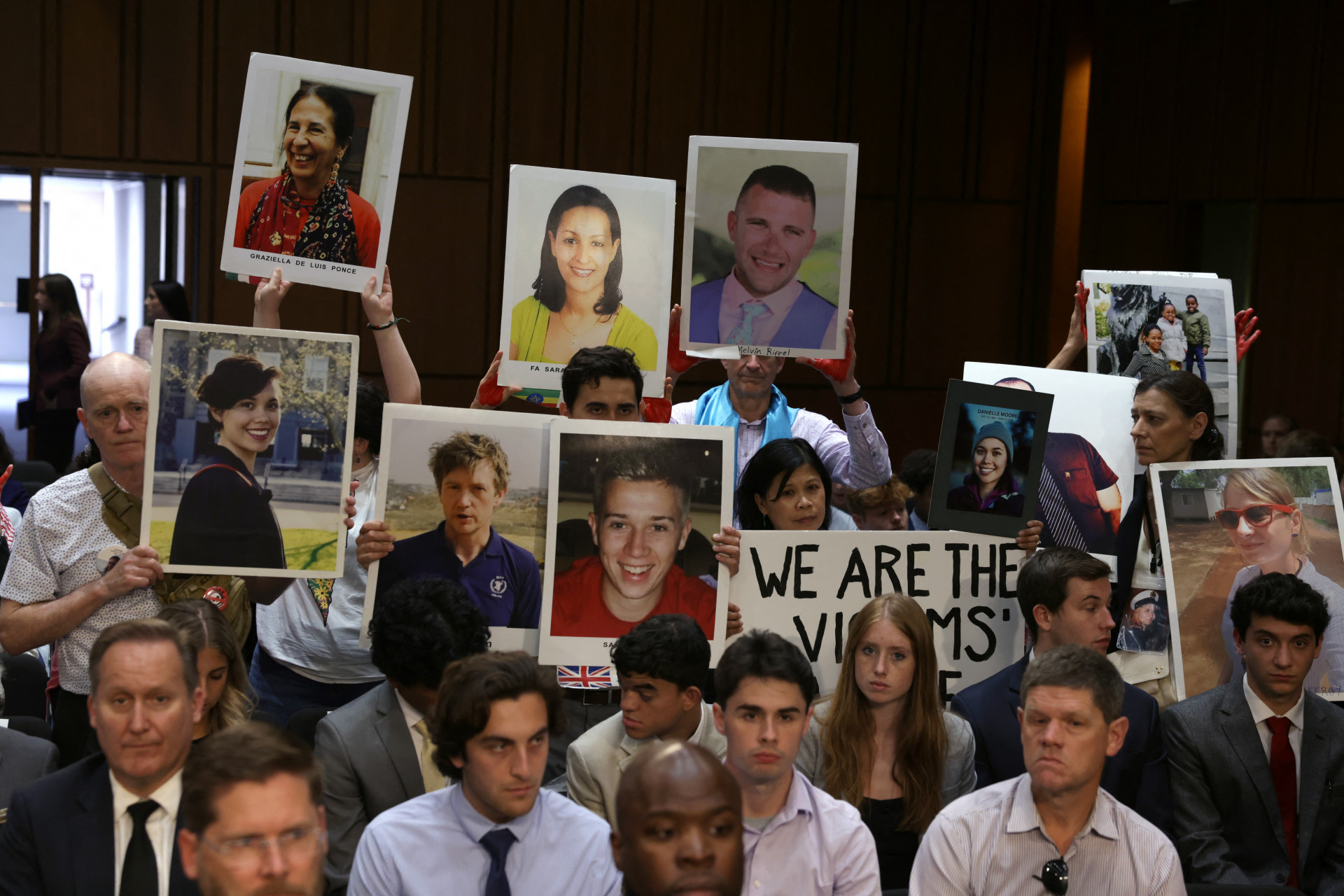 Familiares de vítimas de acidentes aéreos pedem multa de US$ 24,8 bilhões para Boeing  - AFP