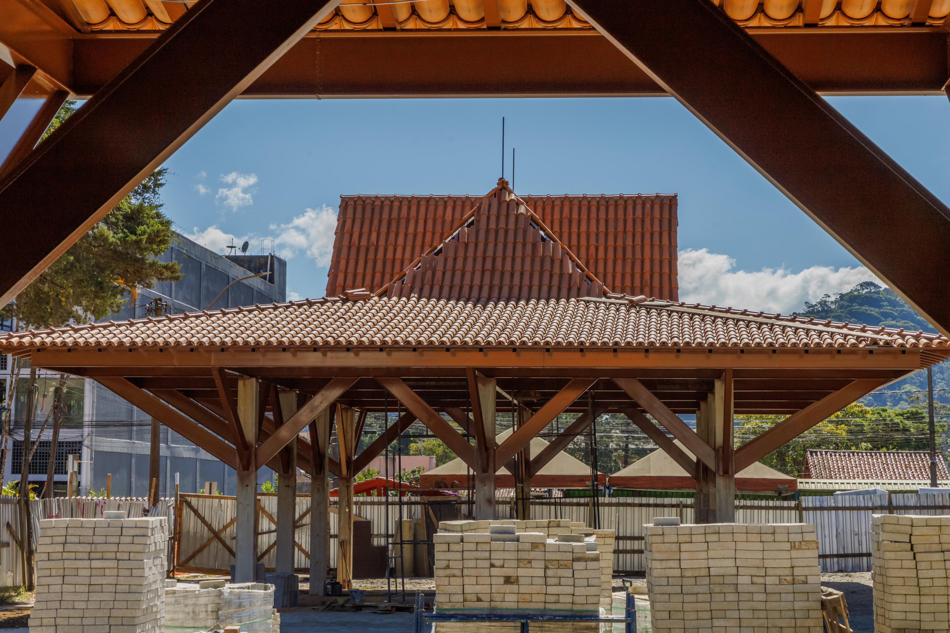Detalhe do projeto em andamento de remodelação da Praça de Alimentação - Bruno Nepomuceno