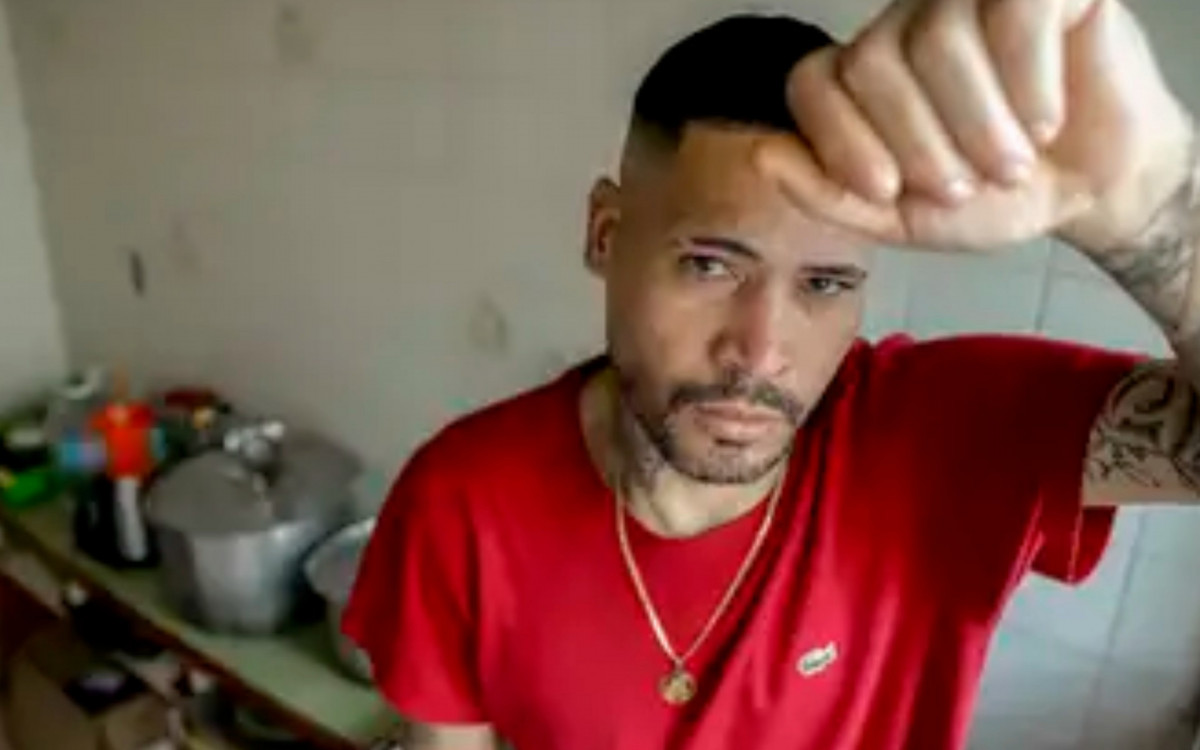 Carlos Eduardo Marques, integrante da ocupação O Rio Mais Grande do Sul