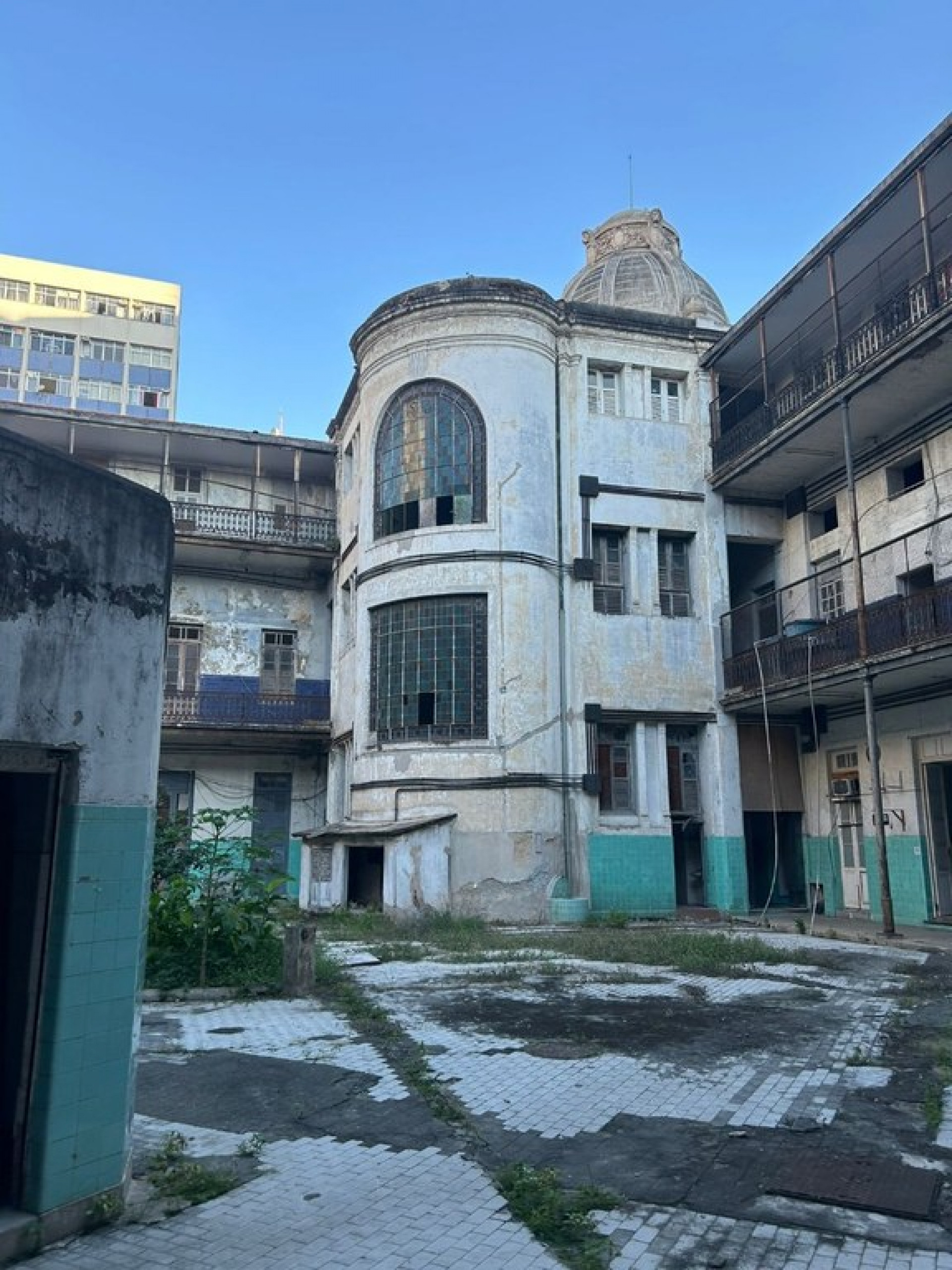 MPF constatou que ação do tempo vem causando danos à estrutura do prédio - Divulgação/MPF