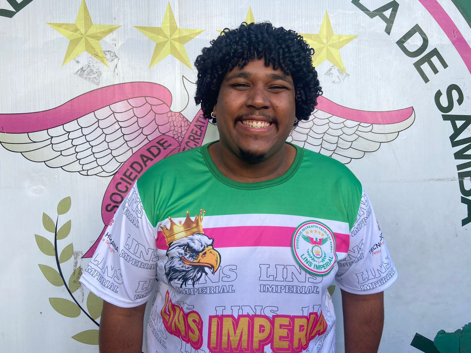 Vitor Barros cantou na Sapucaí pela primeira vez em 2020 - Geissa Evaristo / Lins Imperial