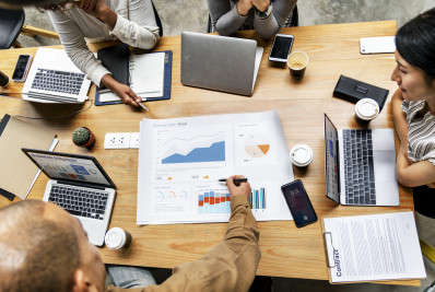 Brasil tinha 9,4 milhões de empresas em 2022, mostra pesquisa do IBGE