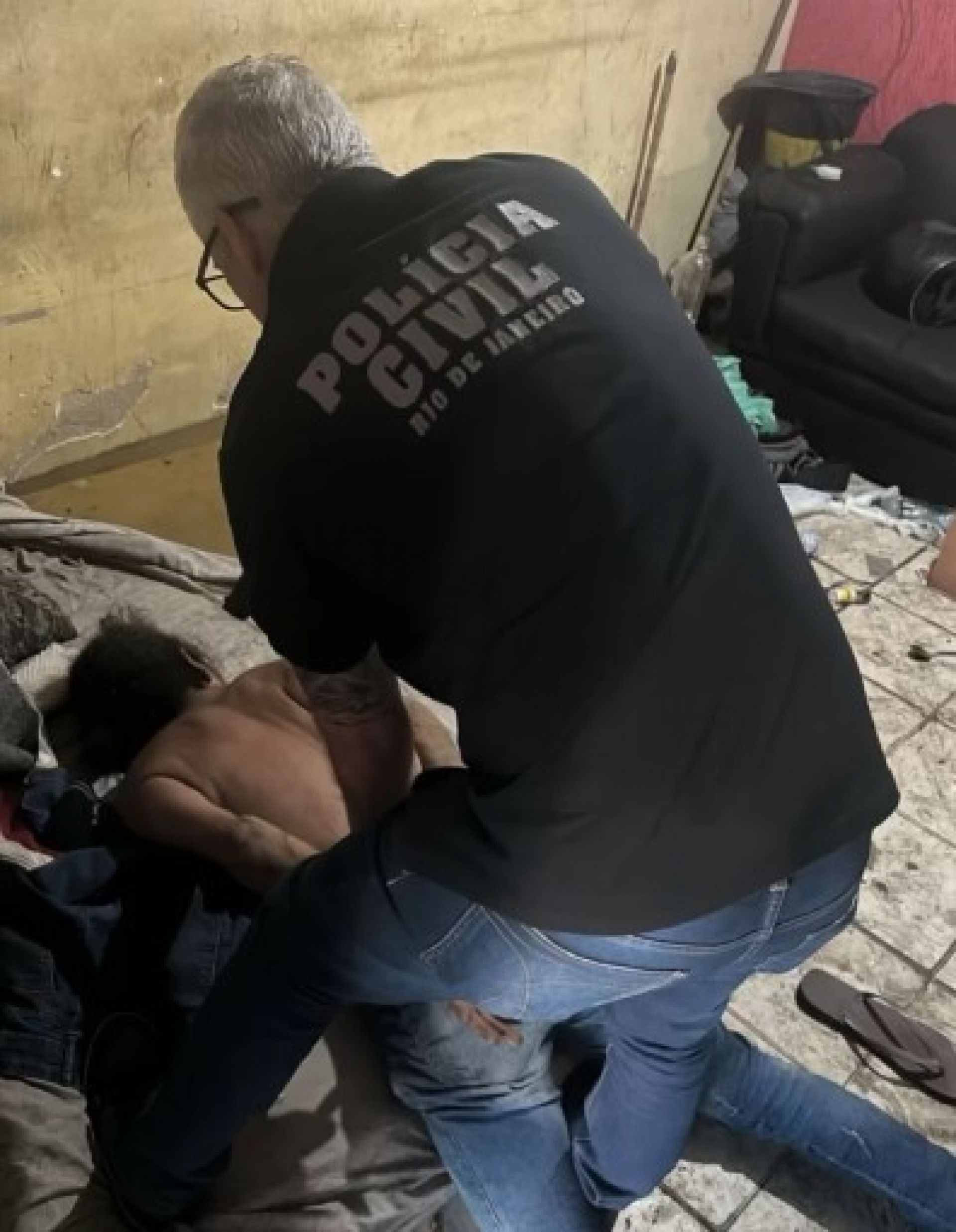 Suspeito confessou o crime na 93a DP e disse que desferiu golpes de marreta na cabeça e rosto da vítima