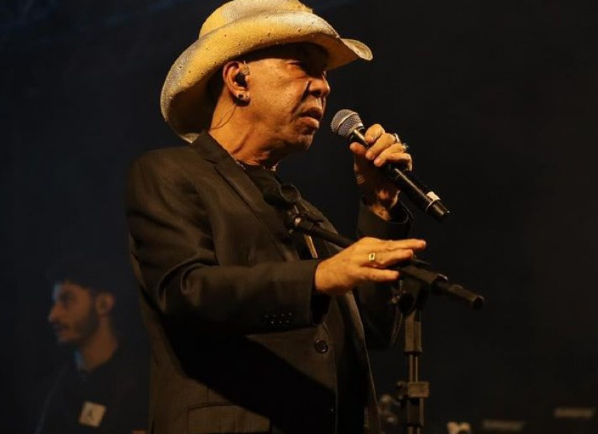 Com o irmão Ralf, Chrystian lançou 20 álbuns e recebeu mais de 30 prêmios ao longo da carreira - Reprodução / Instagram