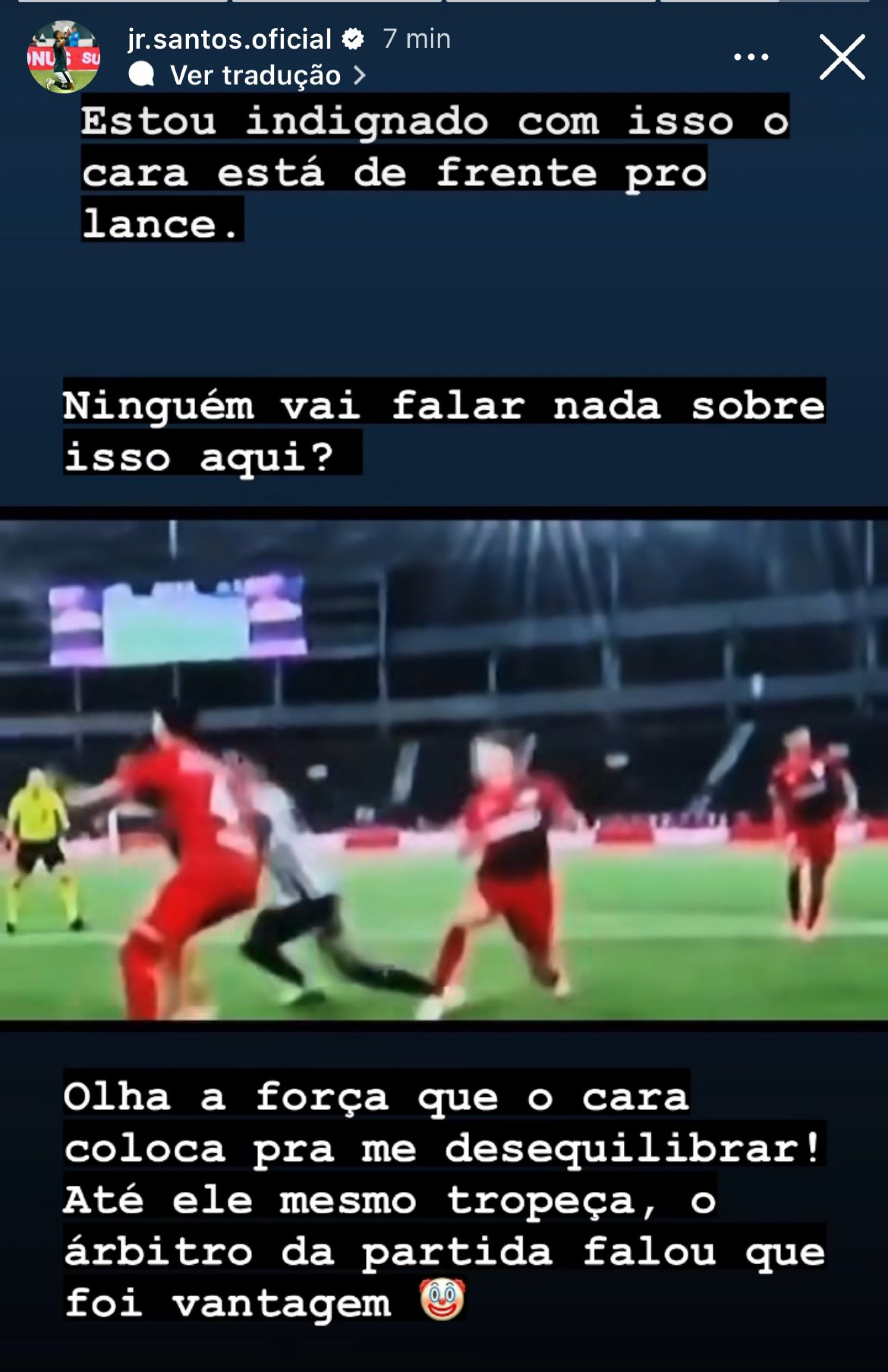Júnior Santos reclama de pênalti não marcado a favor do Botafogo - Reprodução / Instagram
