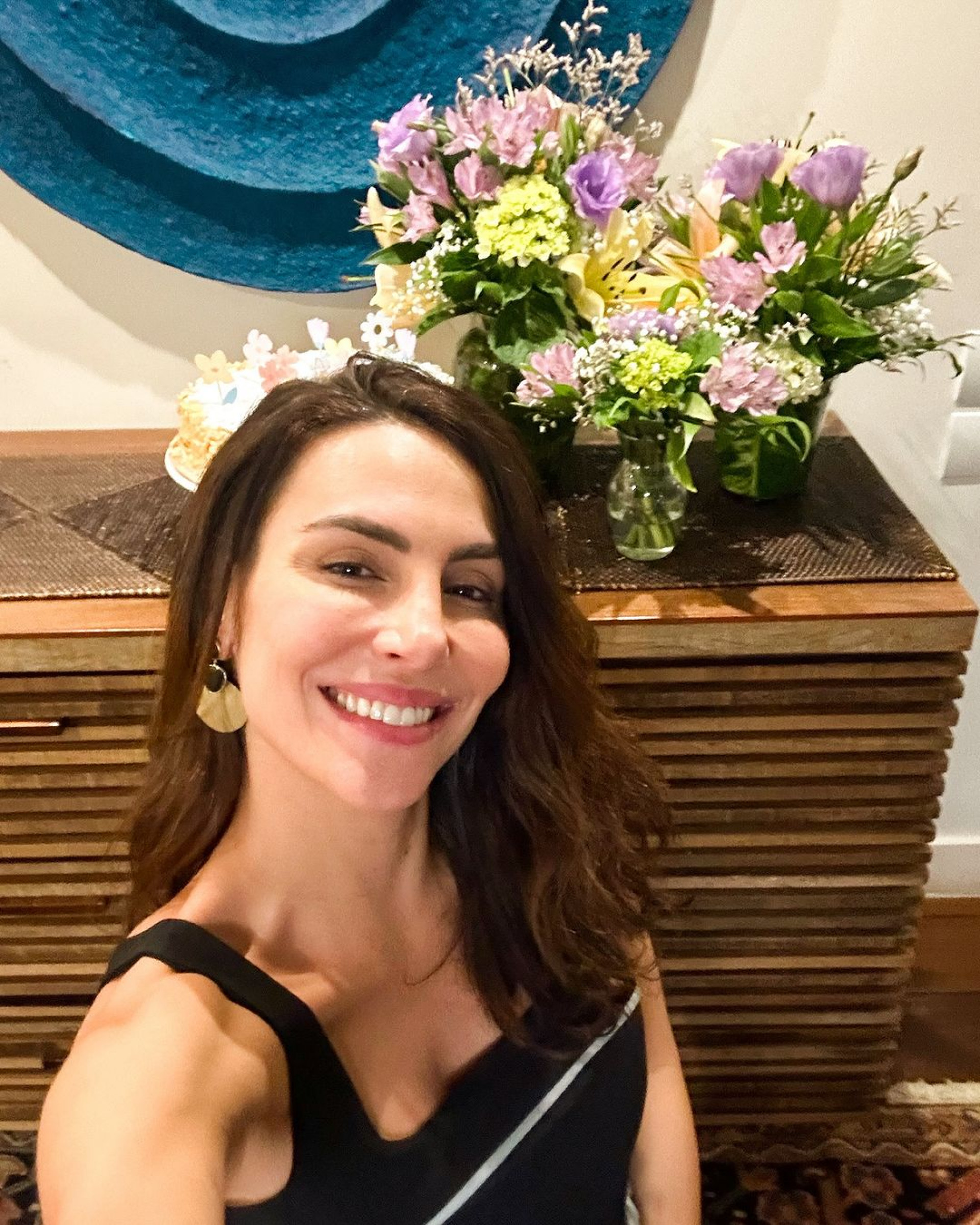 Grávida, Mel Fronckowiak ganha chá de fralda surpresa - Reprodução