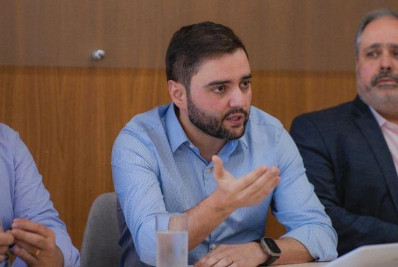 Aeroporto fechado gera prejuízo de R$ 400 mi por mês ao RS, diz vice-governador