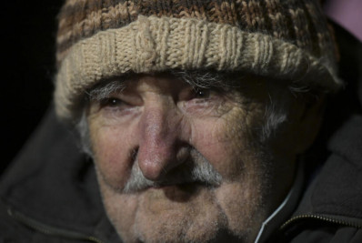 Mujica 'está bem' após radioterapia, diz médica do ex-presidente uruguaio