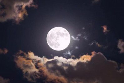 Cientistas finalmente resolvem mistério sobre atmosfera da Lua