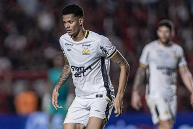 Por questão contratual, Newton desfalcará o Criciúma contra o Botafogo