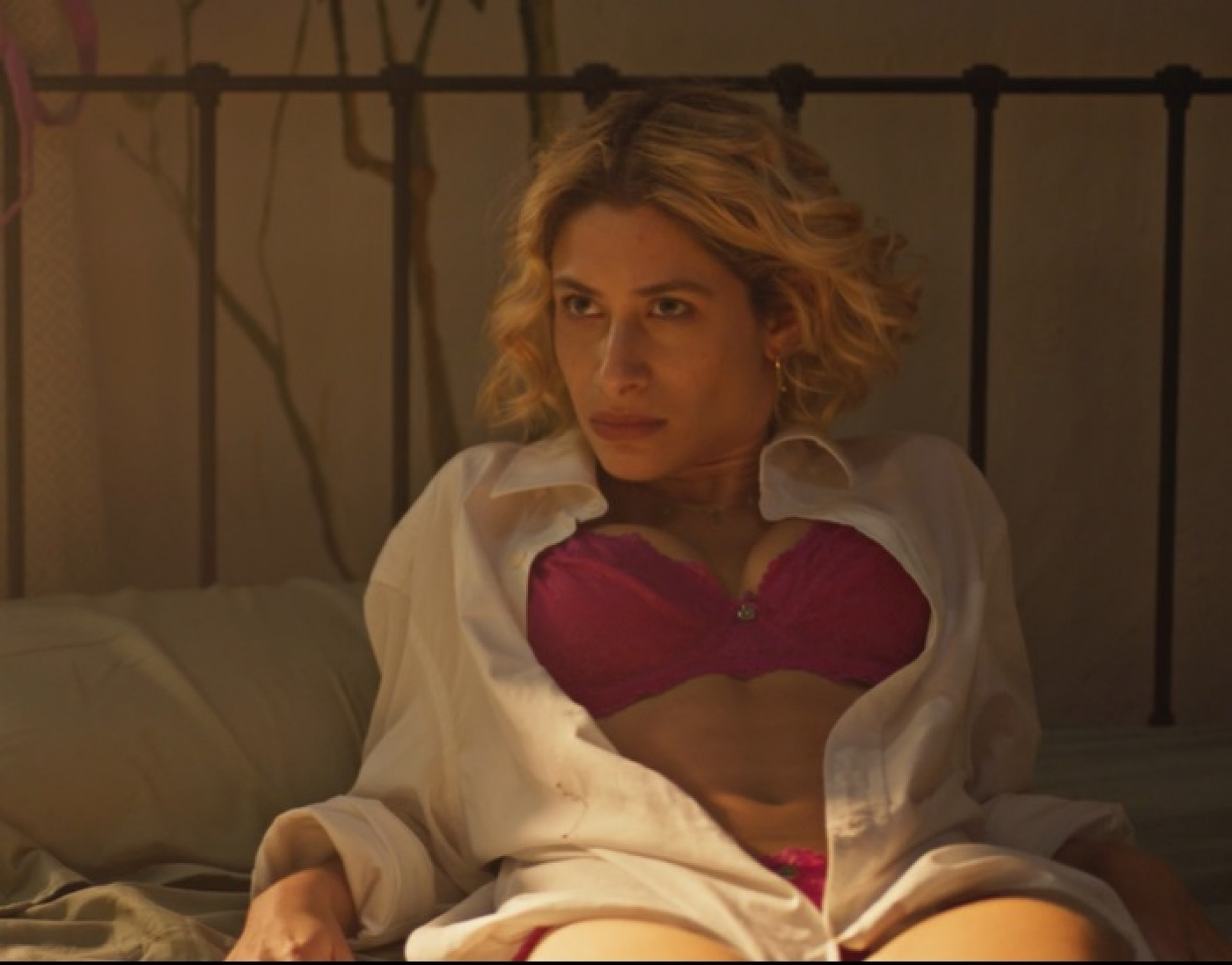 Luisa Arraes interpreta Blandina em 'No Rancho Fundo' - Reprodução de vídeo / TV Globo