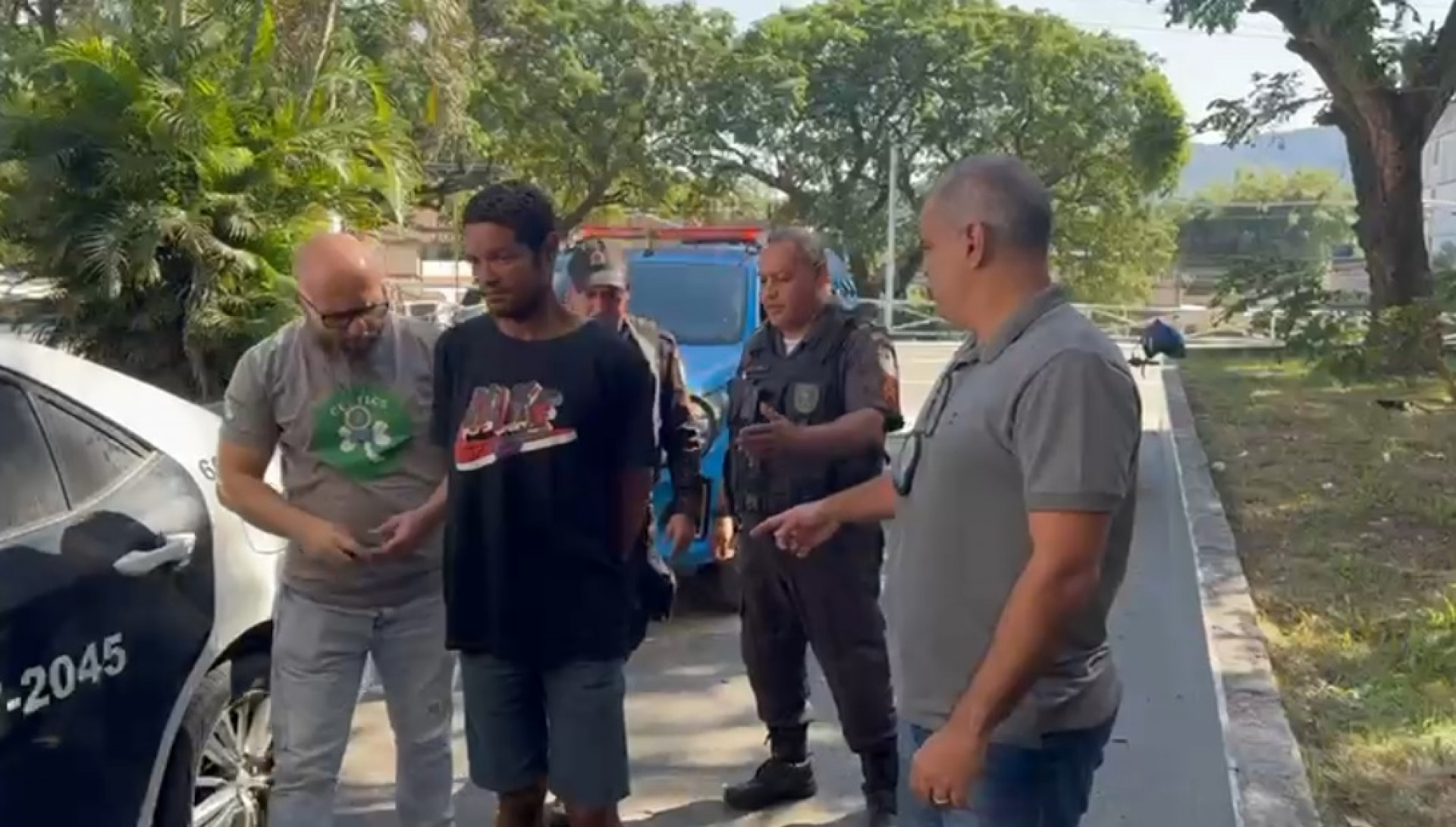 Agentes da 66ª DP (Piabetá) contaram com apoio de PMs do 34º BPM (Magé) - Divulgação / Polícia Civil