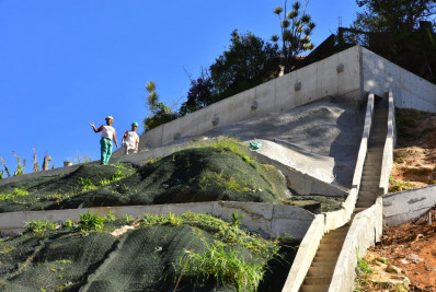 Prefeitura desinterdita 36 casas no Chácara Flora