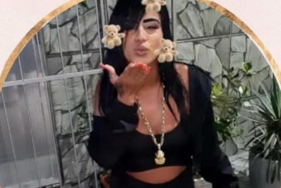 Mulher encontrada morta em Santa Cruz é enterrada na Zona Norte