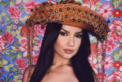 Juliette manda recado para ex na plateia de show: 'Perdeu playboy'