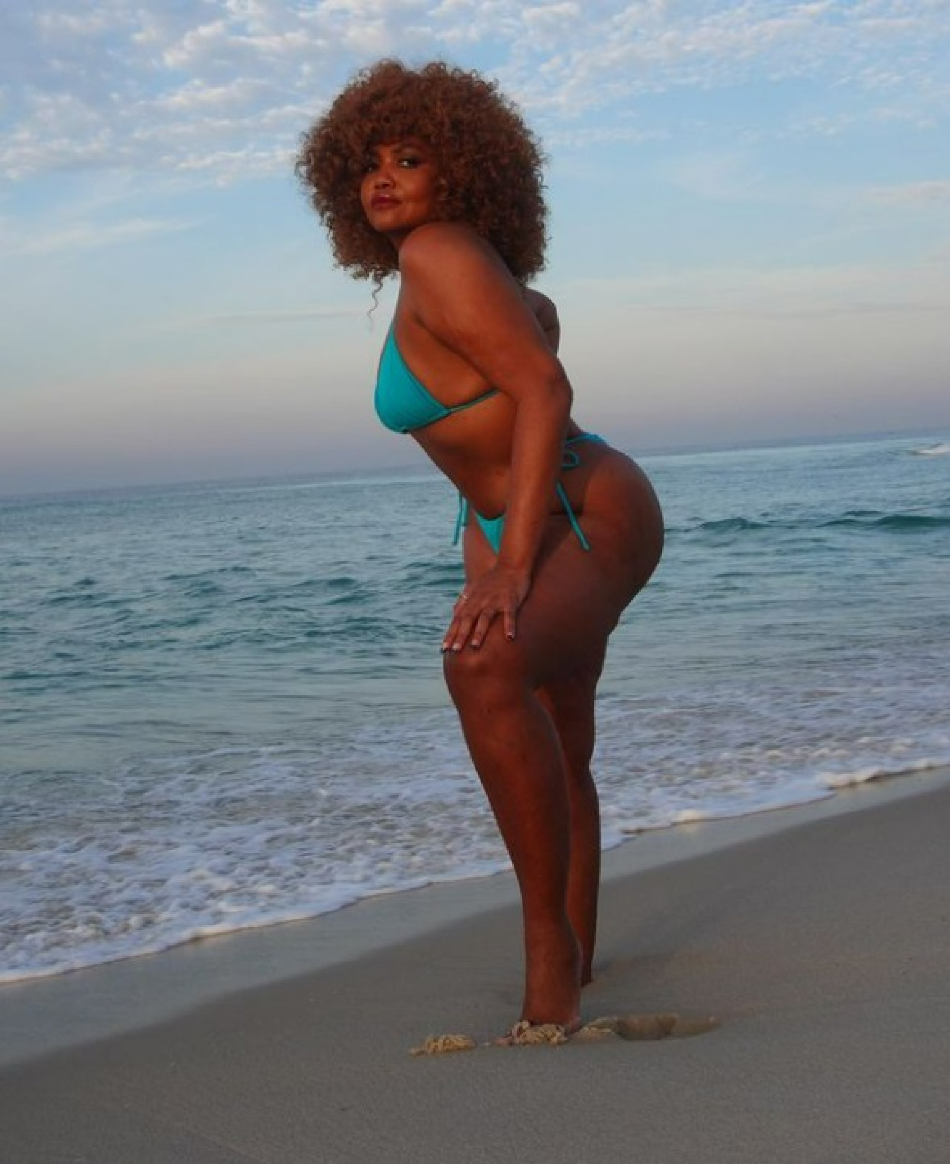 Gaby Amarantos arrasa em cliques de biquíni - Reprodução do Instagram / Camila Anac / 