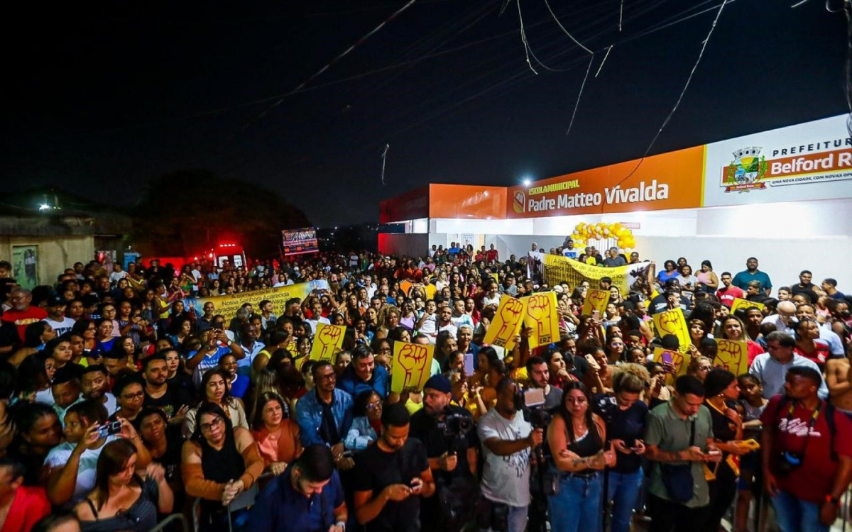 Moradores de Nova Aurora de localidades do entorno prestigiaram a inauguração