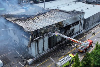 Incêndio em fábrica de baterias deixa mortos na Coreia do Sul