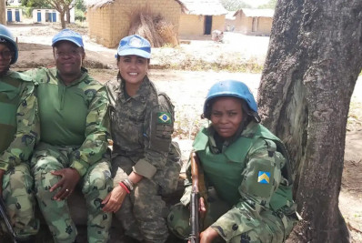 'Quebrei barreiras', diz primeira mulher brasileira em missão de paz no mar