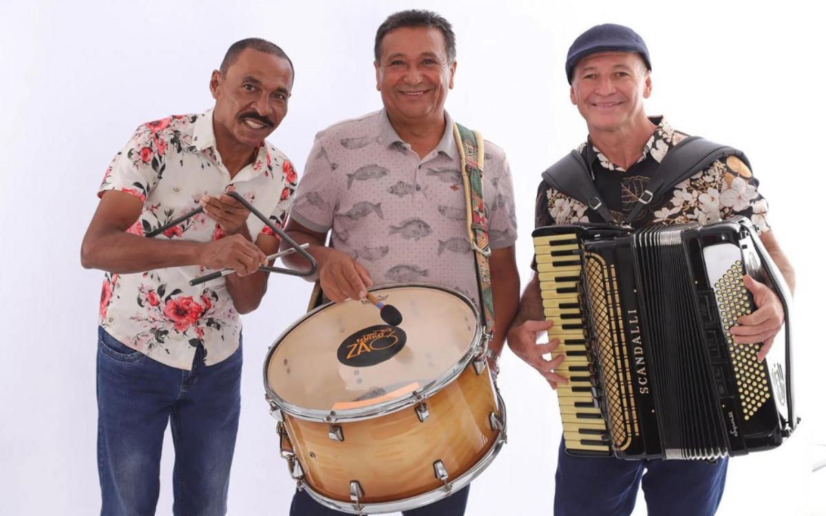 Trio ForróZÃO promete agitar a festa