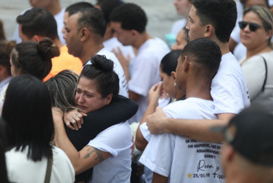 'Encostou com a arma na cara dele e atirou', diz irmã de sushiman morto após briga com miliciano