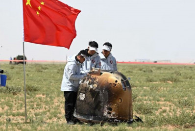 Sonda chinesa retorna à Terra com as primeiras amostras do lado distante da Lua