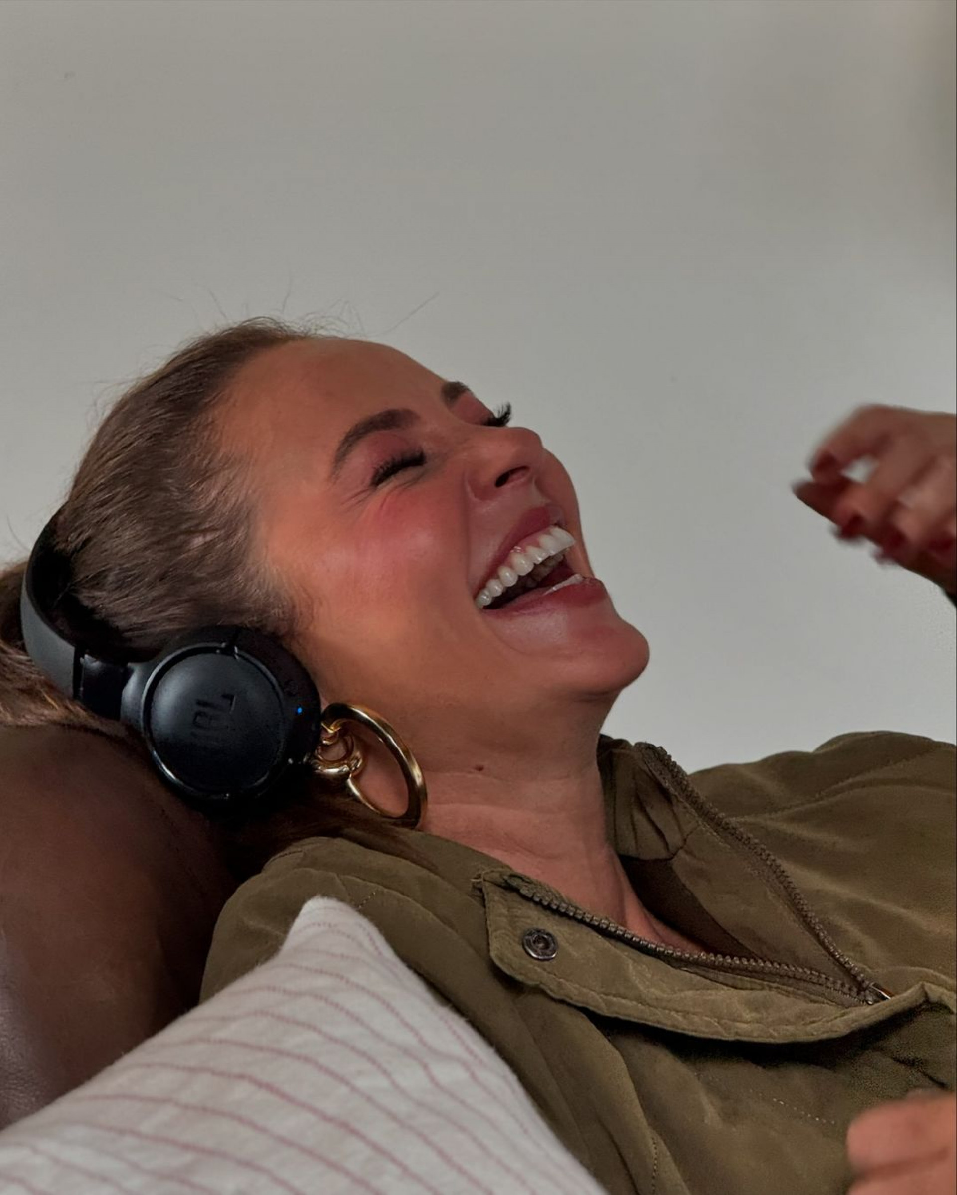 Paolla Oliveira mostra bastidores de trabalho - Reprodução