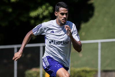 Vasco mira contratação de zagueiro de clube da Série A