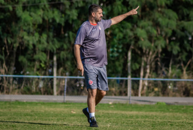 Eduardo Allax se aposenta do futebol e deixa o comando do America
