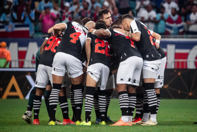 Após derrota para o Bahia, torcida do Vasco fica na bronca com arbitragem