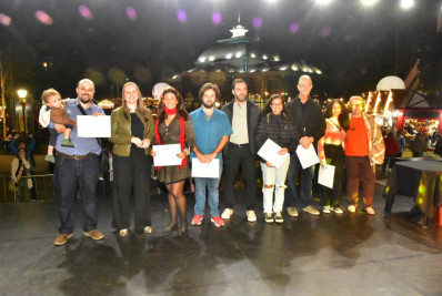 Vencedores do concurso de fotografias são premiados em cerimônia na 35ª Bauernfest