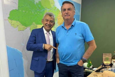 Prefeito Dr. João se encontra com ex-presidente Bolsonaro em Brasília