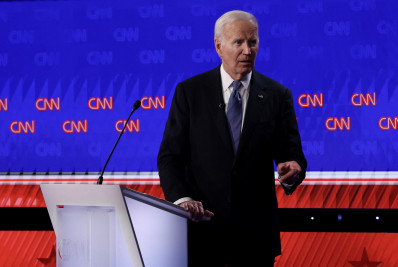 Biden atribui fracasso em debate a cansaço após viagens