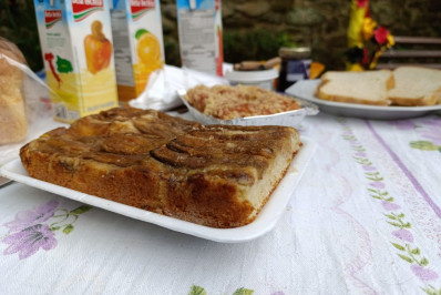 Degustação de Cuca atrai visitantes para Casa do Colono Alemão