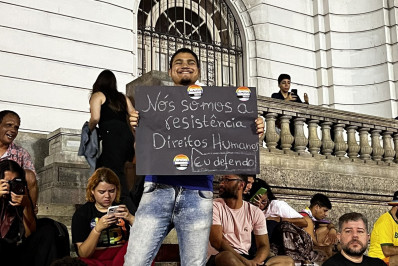 Dia Mundial do Orgulho LGBTQIA+: grupo celebra na Cinelândia