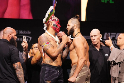 UFC 303: Alex Poatan defende cinturão contra Prochazka neste sábado (29); confira