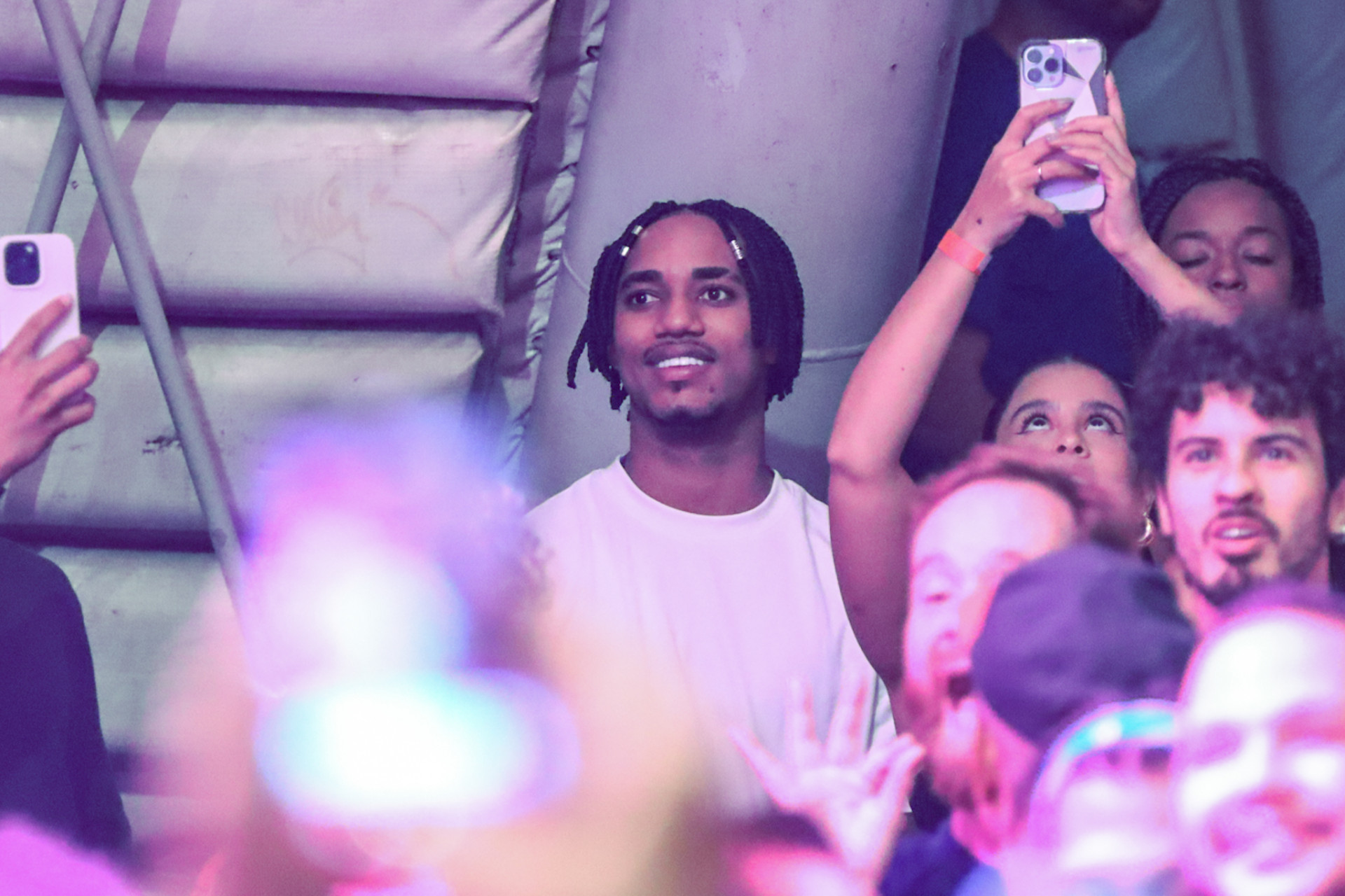 Apontado como affair de Preta Gil, O Kanalha assiste a show da cantora - Victor Chapetta / Agnews