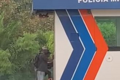 Cabine da PM é furtada por criminosos na Linha Amarela