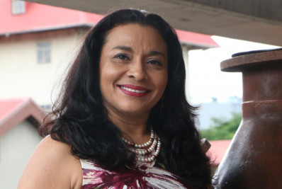 Presidente da Costa Rica demite ministra por apoiar marcha LGBTQIAP+