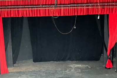 Campanha promove 'vaquinha' para custear obras do Teatro Serrador, fechado desde 2019