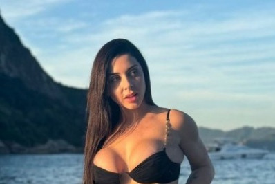 Musa do OnlyFans afirma que assiste jogos do Flamengo pelada