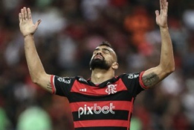 Em jogo equilibrado, Flamengo bate o Cruzeiro e abre vantagem na ponta do Brasileiro