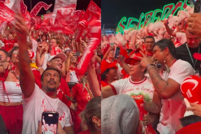  Festival de Parintins: Xamã assiste à festa no meio do público e é tietado por fãs