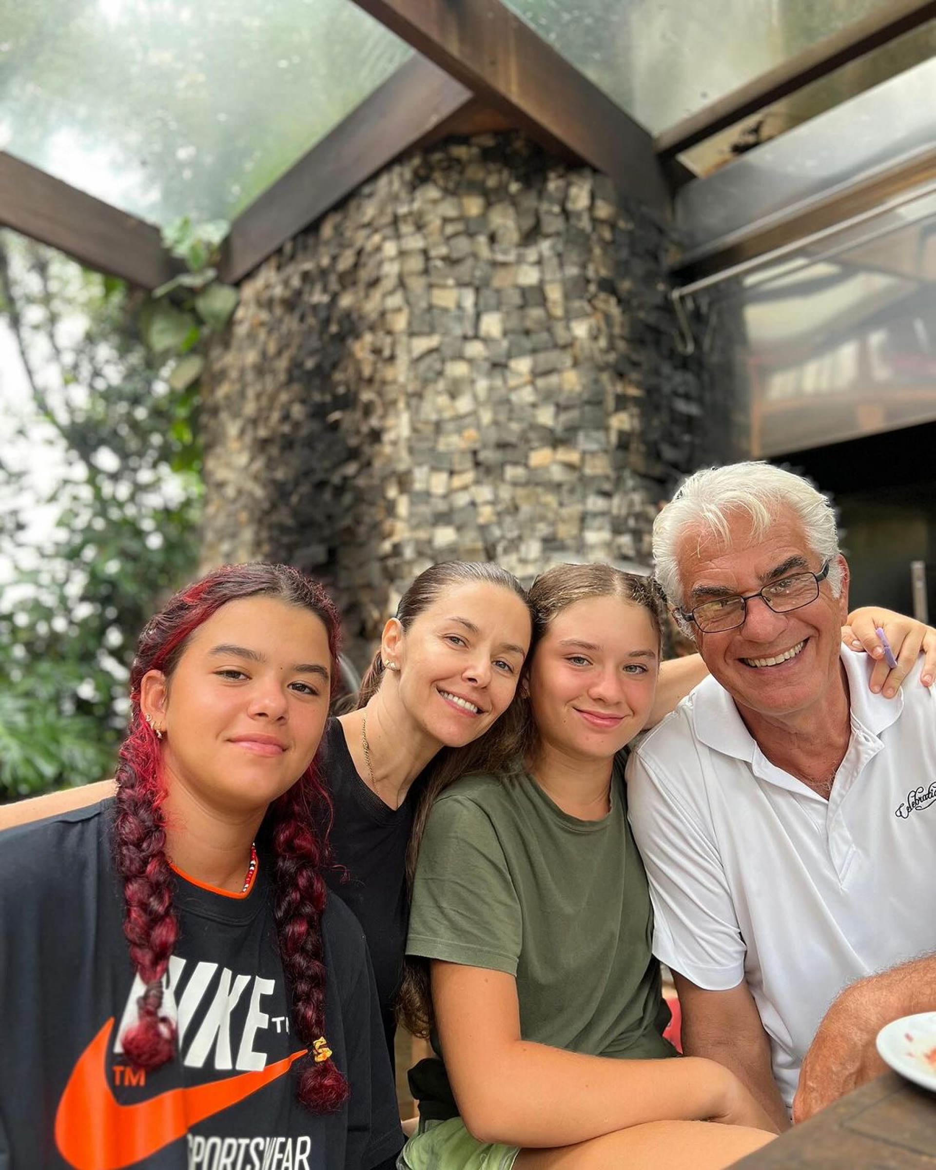 Bianca Rinaldi e sua família - Reproduçao / Instagram