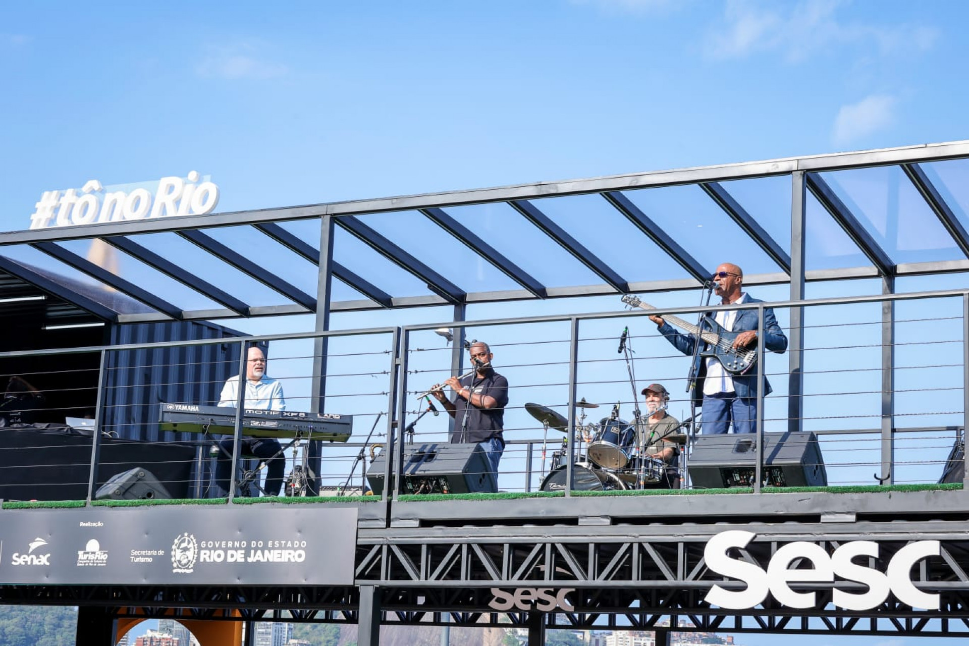 O palco Sesc Orla #tonorio reuniu grandes nomes da música independente do Rio de Janeiro - Eduardo Uzal / Agência O Dia