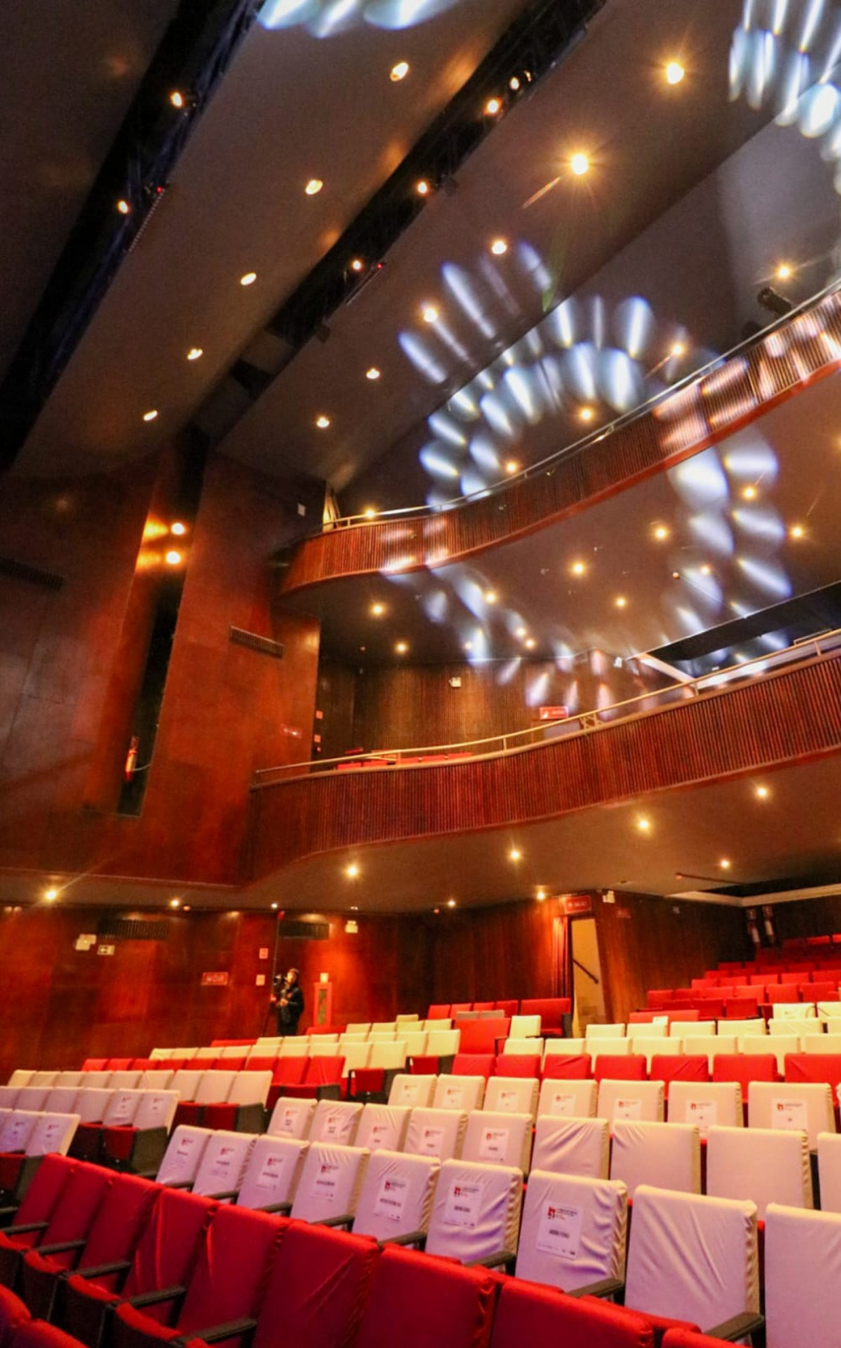 Teatro Carlos Gomes foi totalmente reformulado 